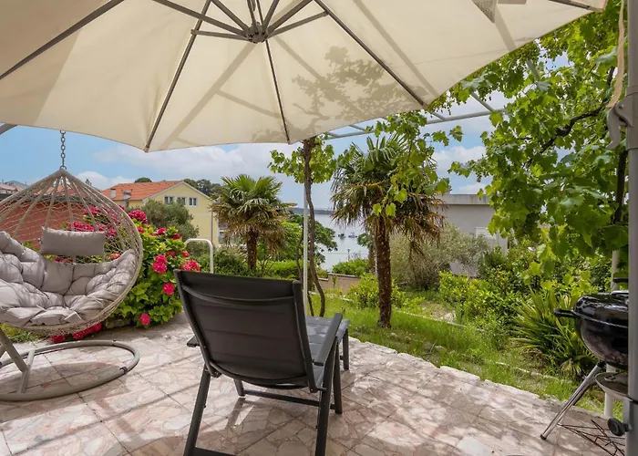 3 Bedroom Awesome In