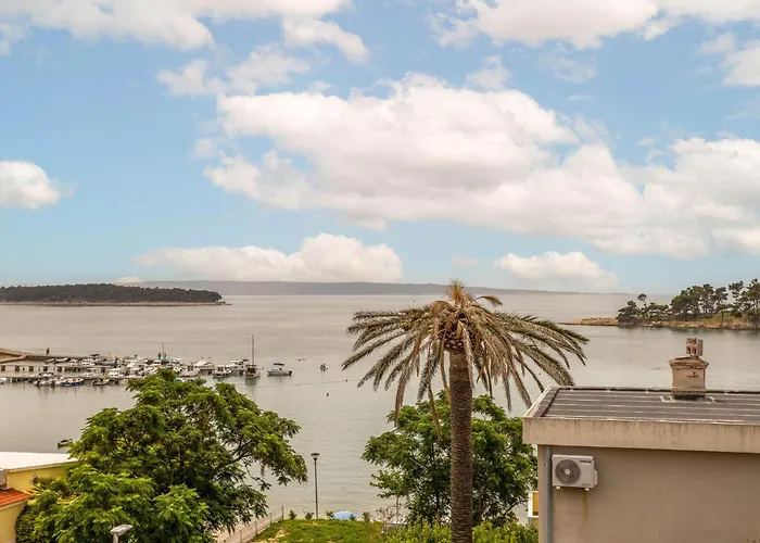 3 Bedroom Awesome In *
