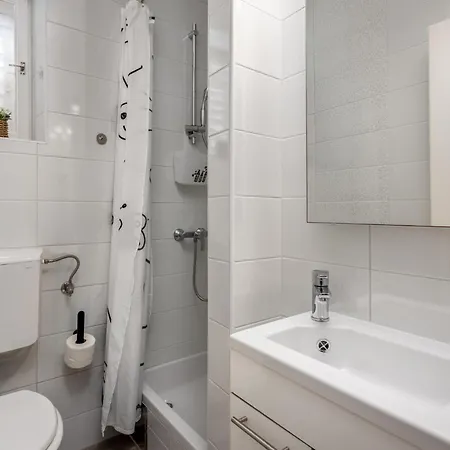 3 Bedroom Awesome In Ferienhaus