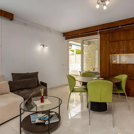 Lovely In With House Sea View Holiday home